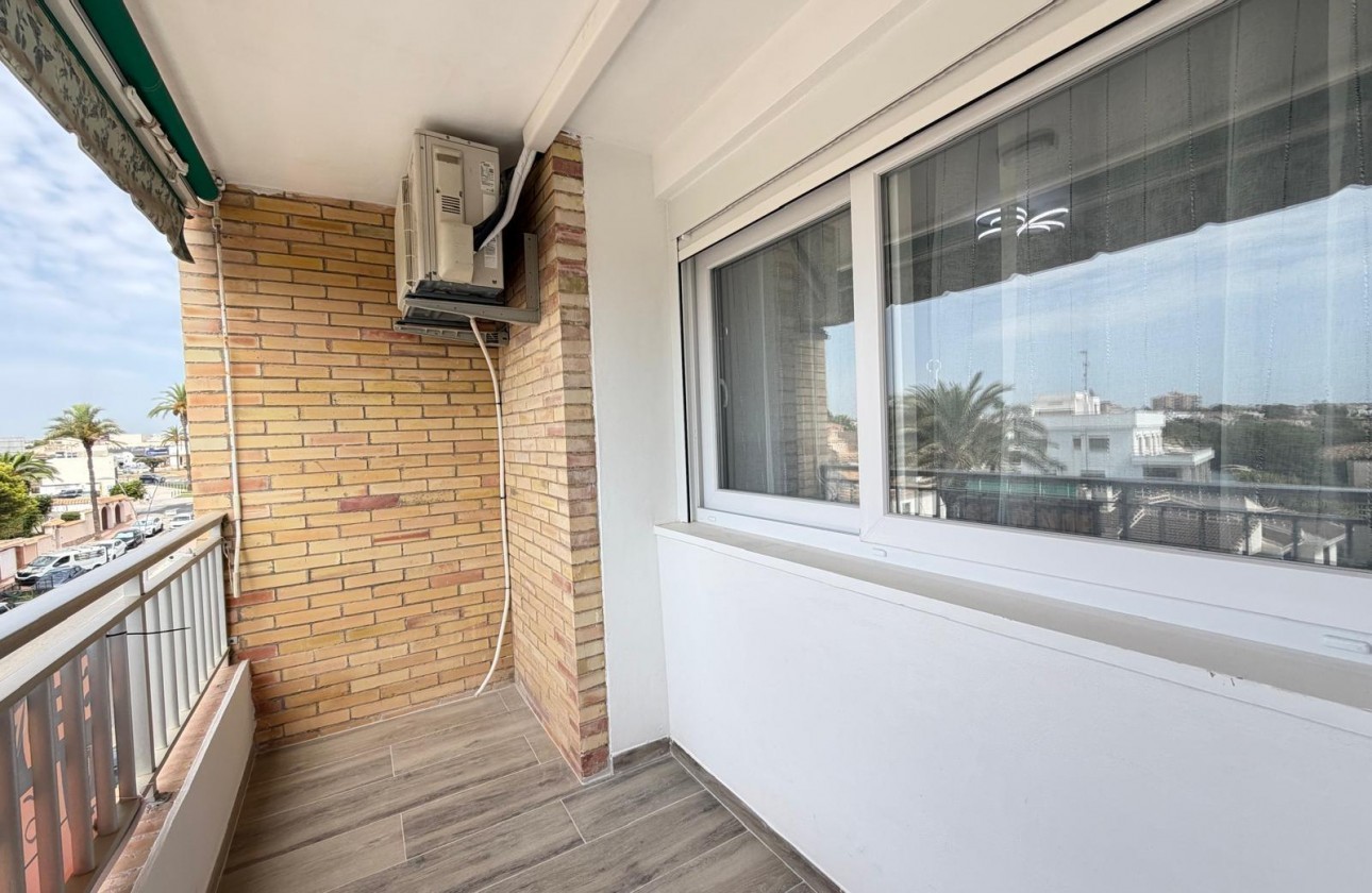 Resale - Apartment / flat - Orihuela Costa - La Zenia