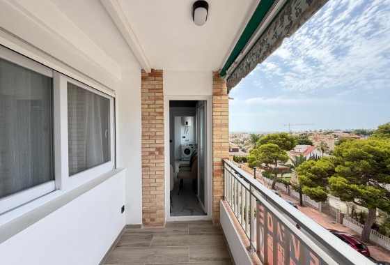 Resale - Apartment / flat - Orihuela Costa - La Zenia