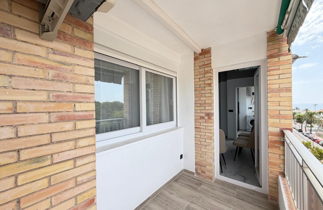 Resale - Apartment / flat - Orihuela Costa - La Zenia