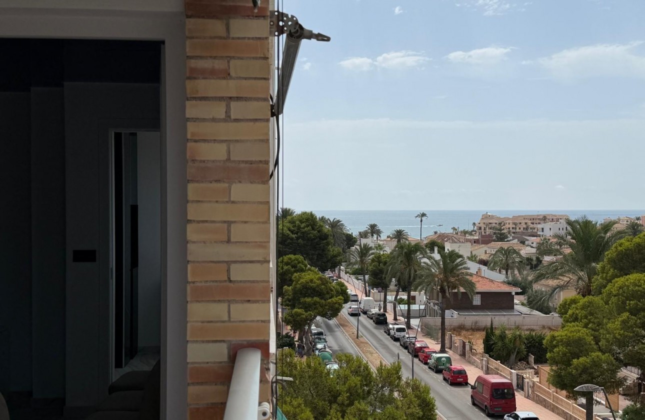 Resale - Apartment / flat - Orihuela Costa - La Zenia