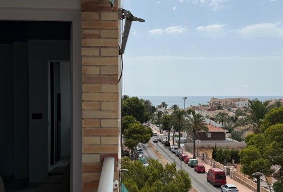 Resale - Apartment / flat - Orihuela Costa - La Zenia