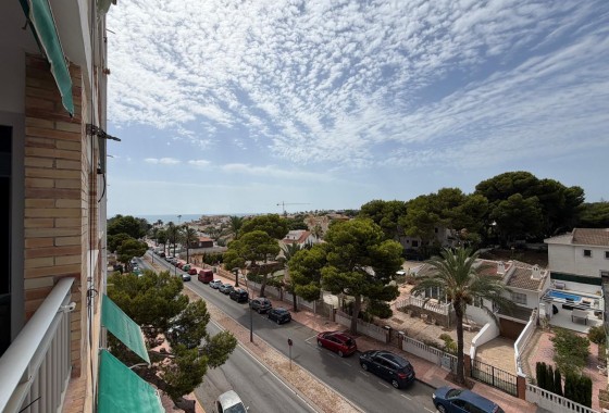 Resale - Apartment / flat - Orihuela Costa - La Zenia