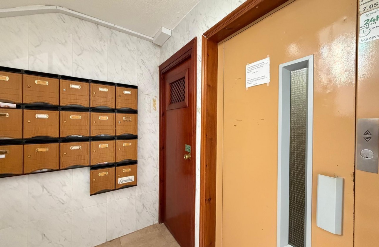 Resale - Apartment / flat - Orihuela Costa - La Zenia
