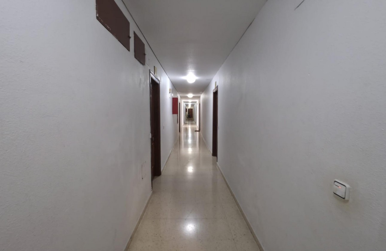 Resale - Apartment / flat - Torrevieja - Playa del Cura