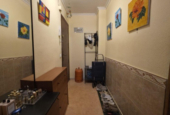 Resale - Apartment / flat - Torrevieja - Playa del Cura
