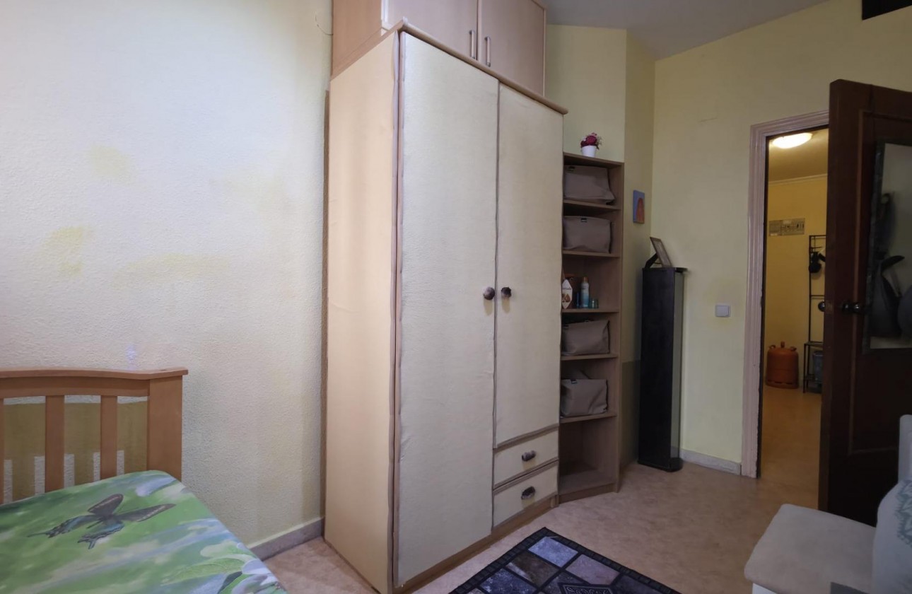 Resale - Apartment / flat - Torrevieja - Playa del Cura