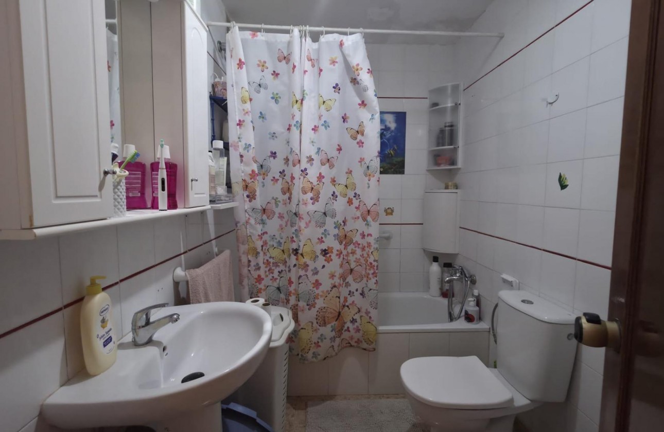 Resale - Apartment / flat - Torrevieja - Playa del Cura