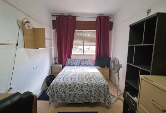 Resale - Apartment / flat - Torrevieja - Playa del Cura