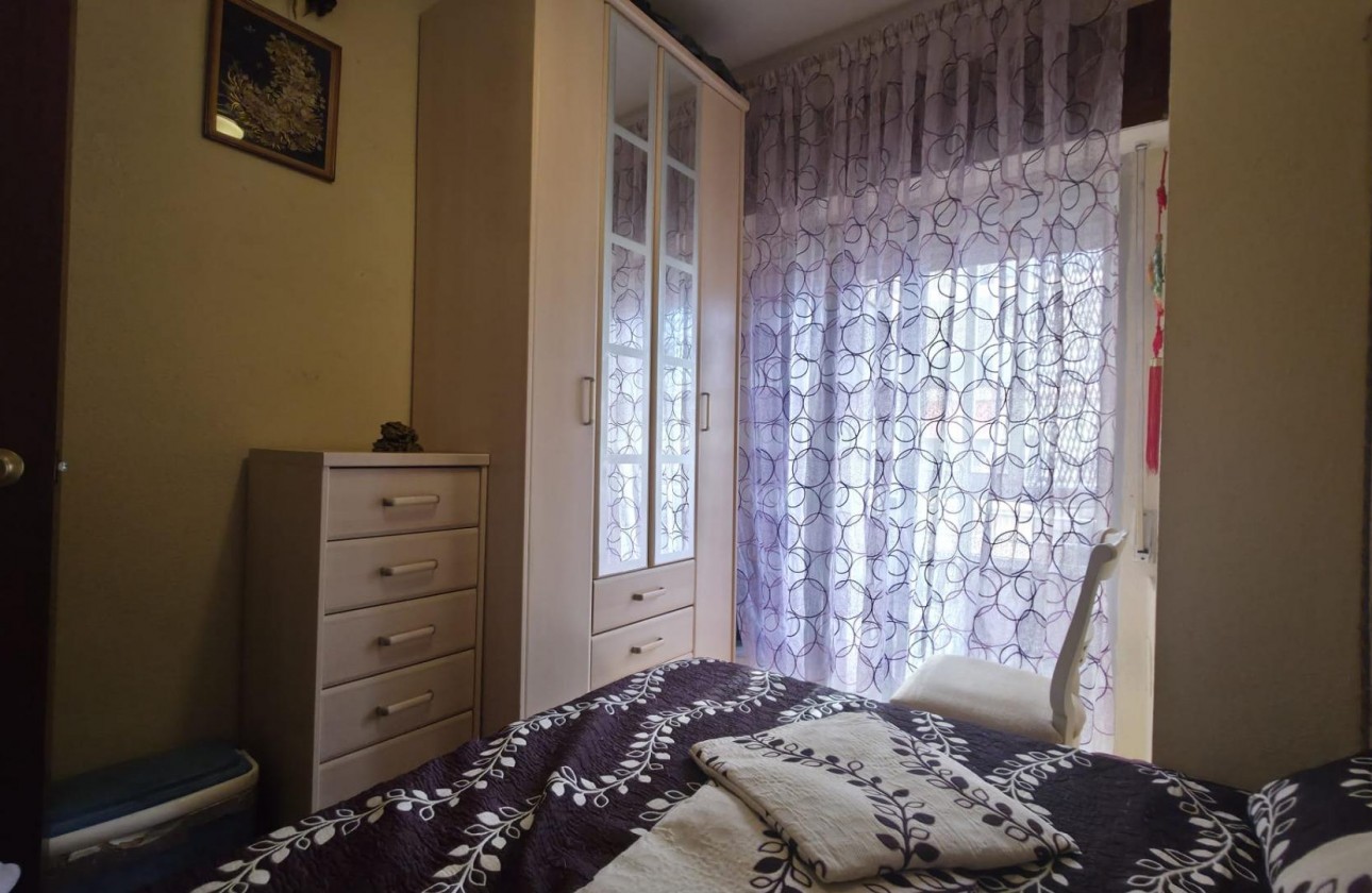 Resale - Apartment / flat - Torrevieja - Playa del Cura