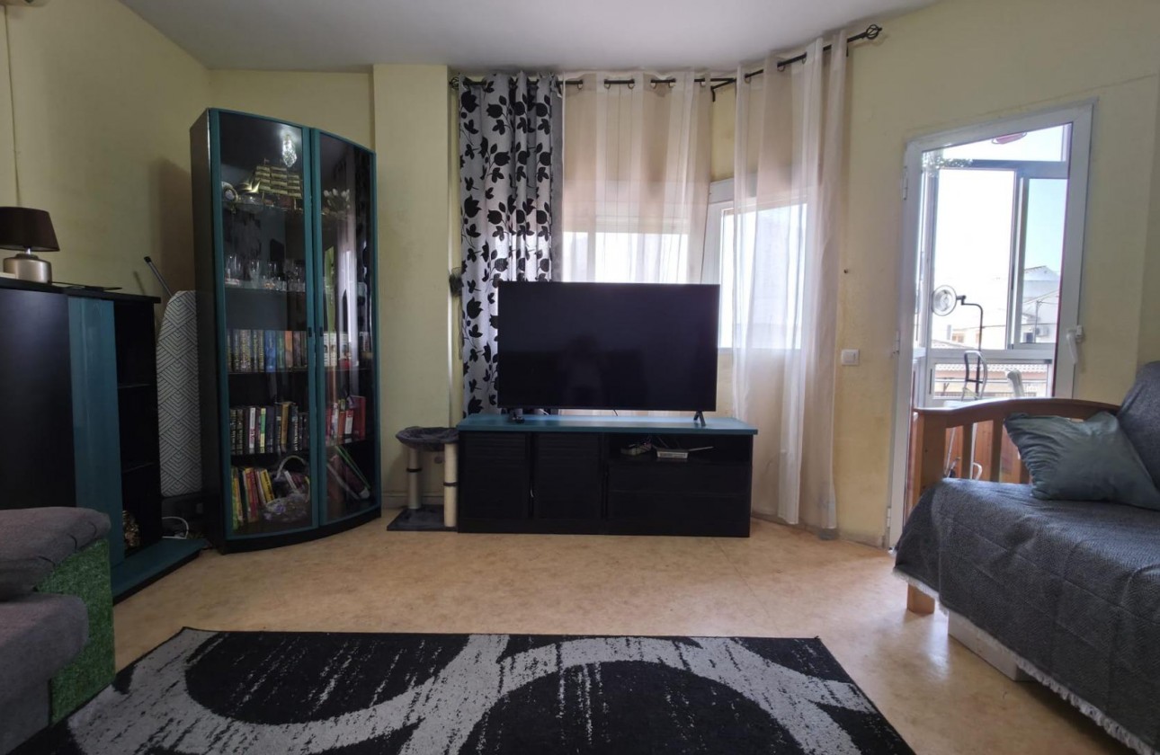 Resale - Apartment / flat - Torrevieja - Playa del Cura