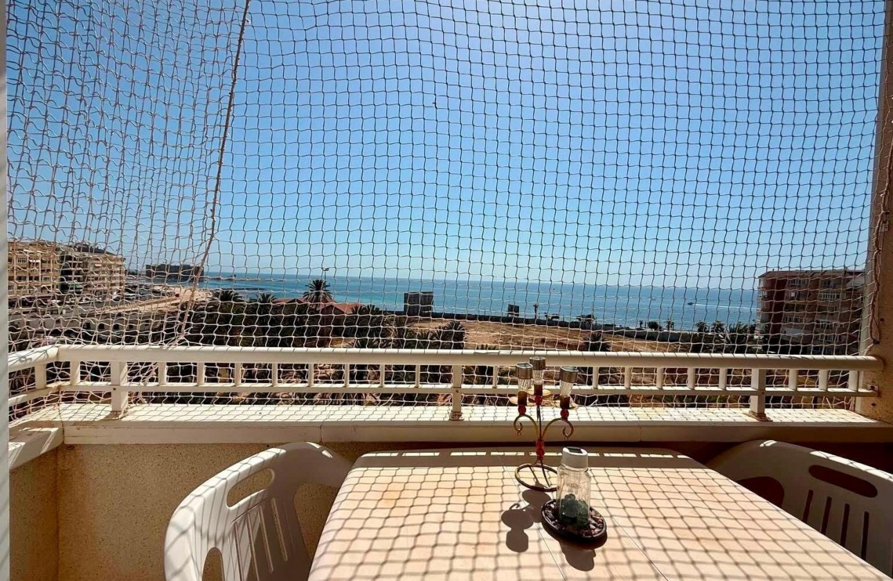 Resale - Apartment / flat - Torrevieja - Playa del Cura