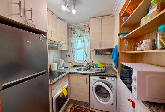 Resale - Apartment / flat - Torrevieja - Playa del Cura