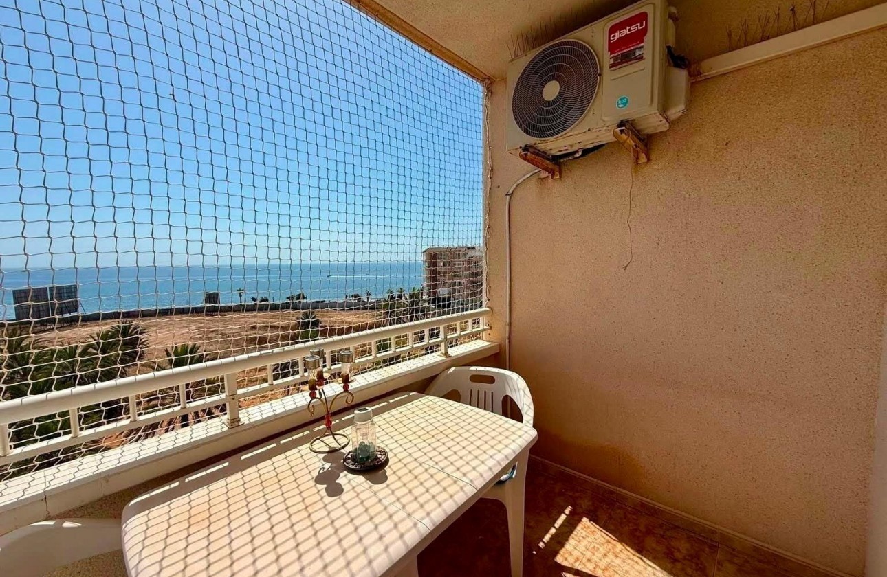 Resale - Apartment / flat - Torrevieja - Playa del Cura