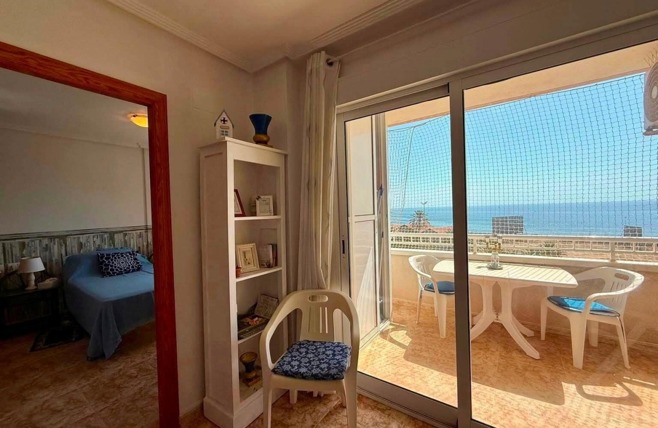 Resale - Apartment / flat - Torrevieja - Playa del Cura