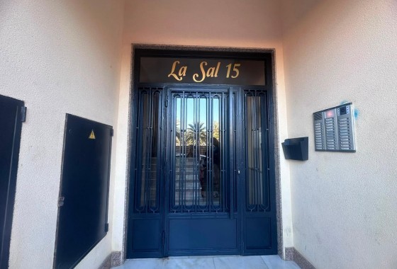 Resale - Apartment / flat - Torrevieja - Playa del Cura