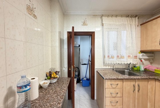 Resale - Apartment / flat - Torrevieja - Estacion de autobuses
