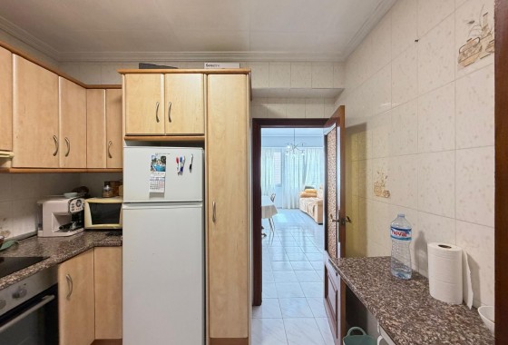Resale - Apartment / flat - Torrevieja - Estacion de autobuses