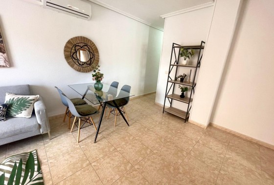 Resale - Apartment / flat - Torrevieja - Centro