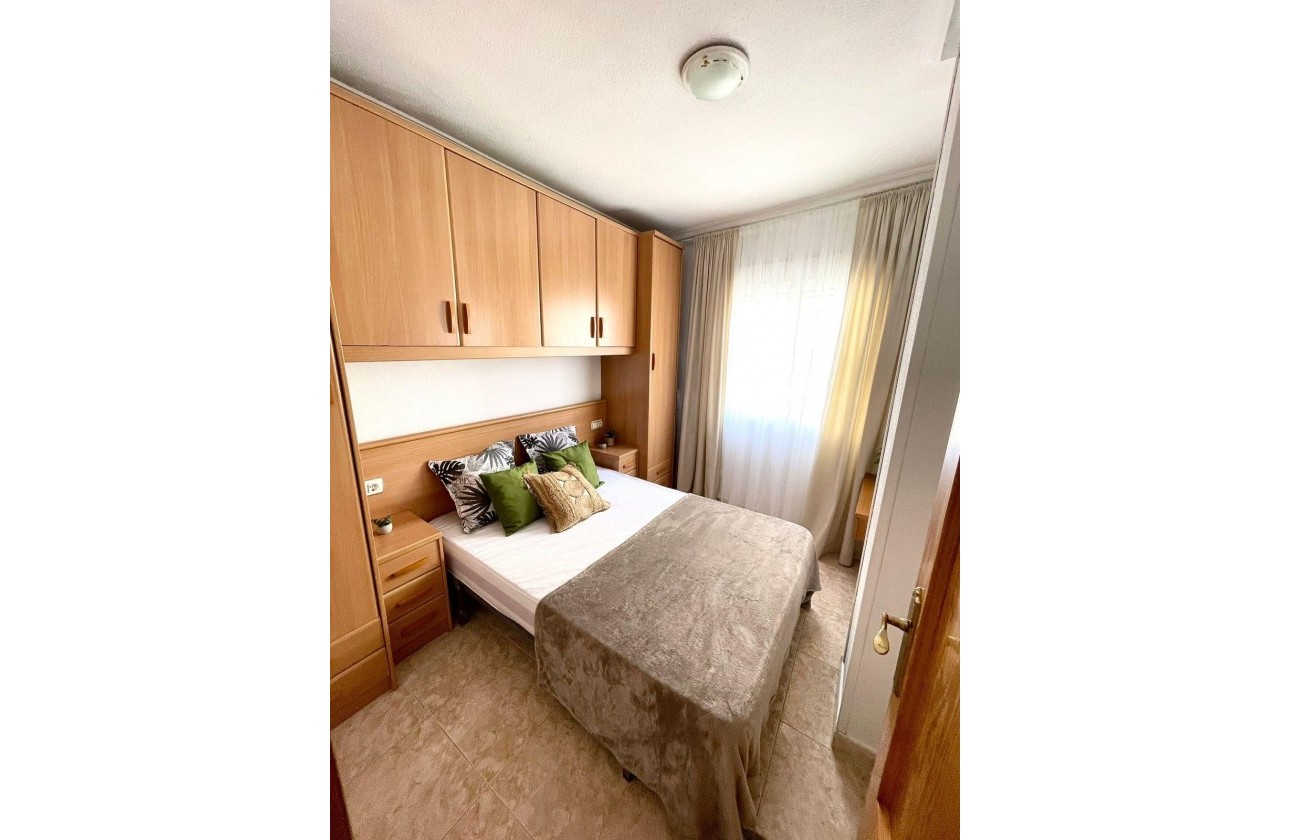 Resale - Apartment / flat - Torrevieja - Centro