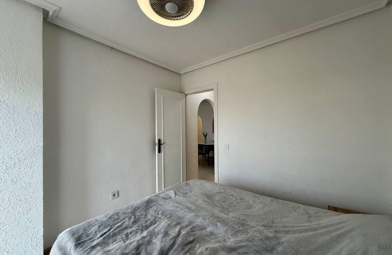 Revente - Appartement - Torrevieja - Acequion