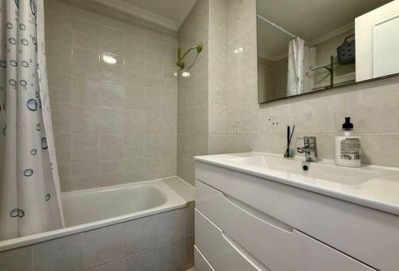 Revente - Appartement - Torrevieja - Acequion