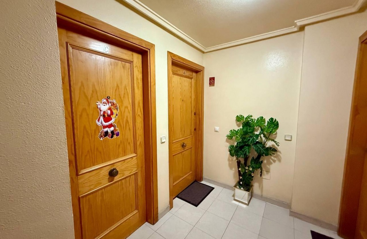 Revente - Appartement - Torrevieja - Acequion