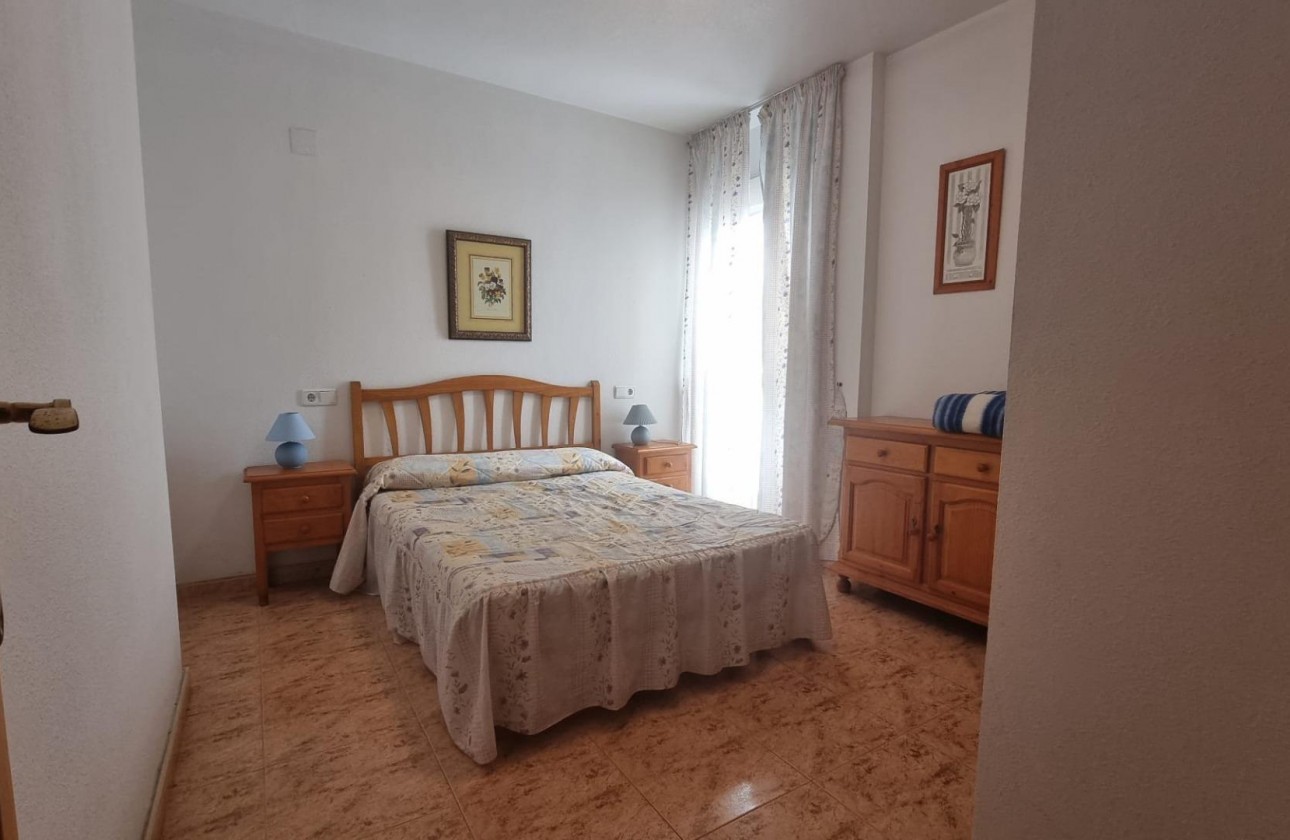 Resale - Apartment / flat - Torrevieja - Centro