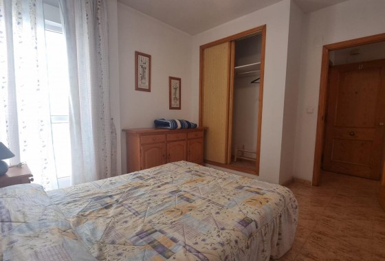 Resale - Apartment / flat - Torrevieja - Centro