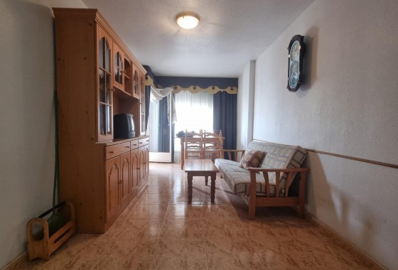 Resale - Apartment / flat - Torrevieja - Centro