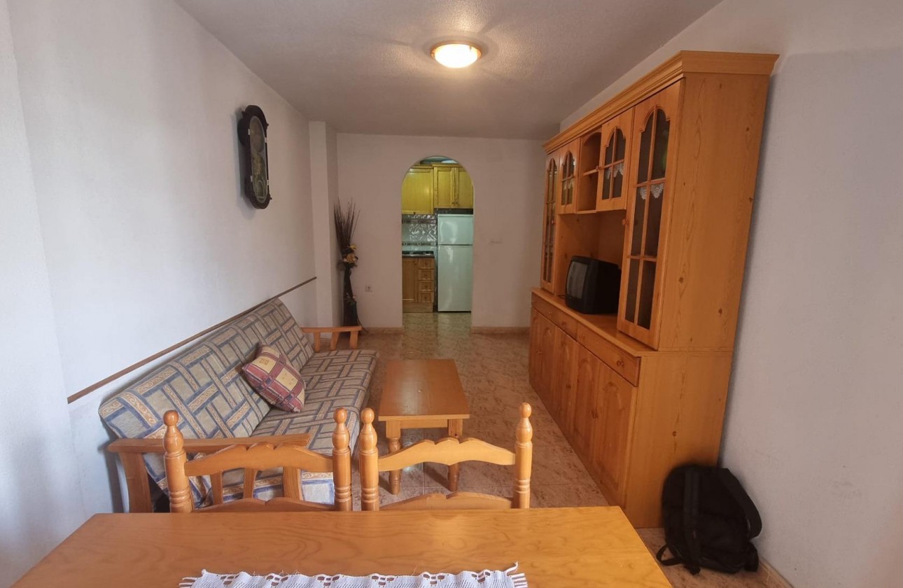 Resale - Apartment / flat - Torrevieja - Centro