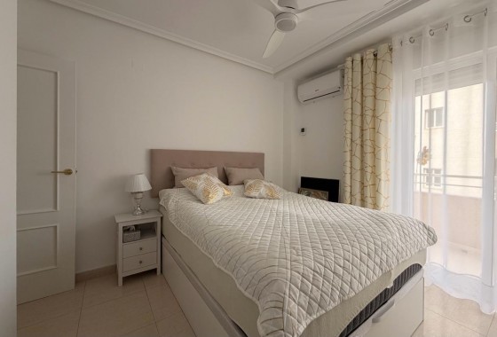 Reventa - Apartamento / piso - Torrevieja - Centro