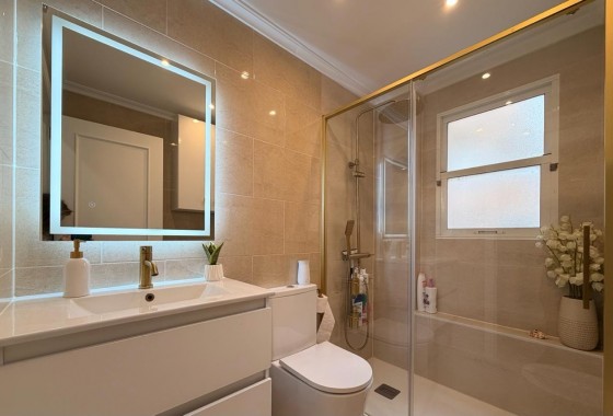 Reventa - Apartamento / piso - Torrevieja - Centro