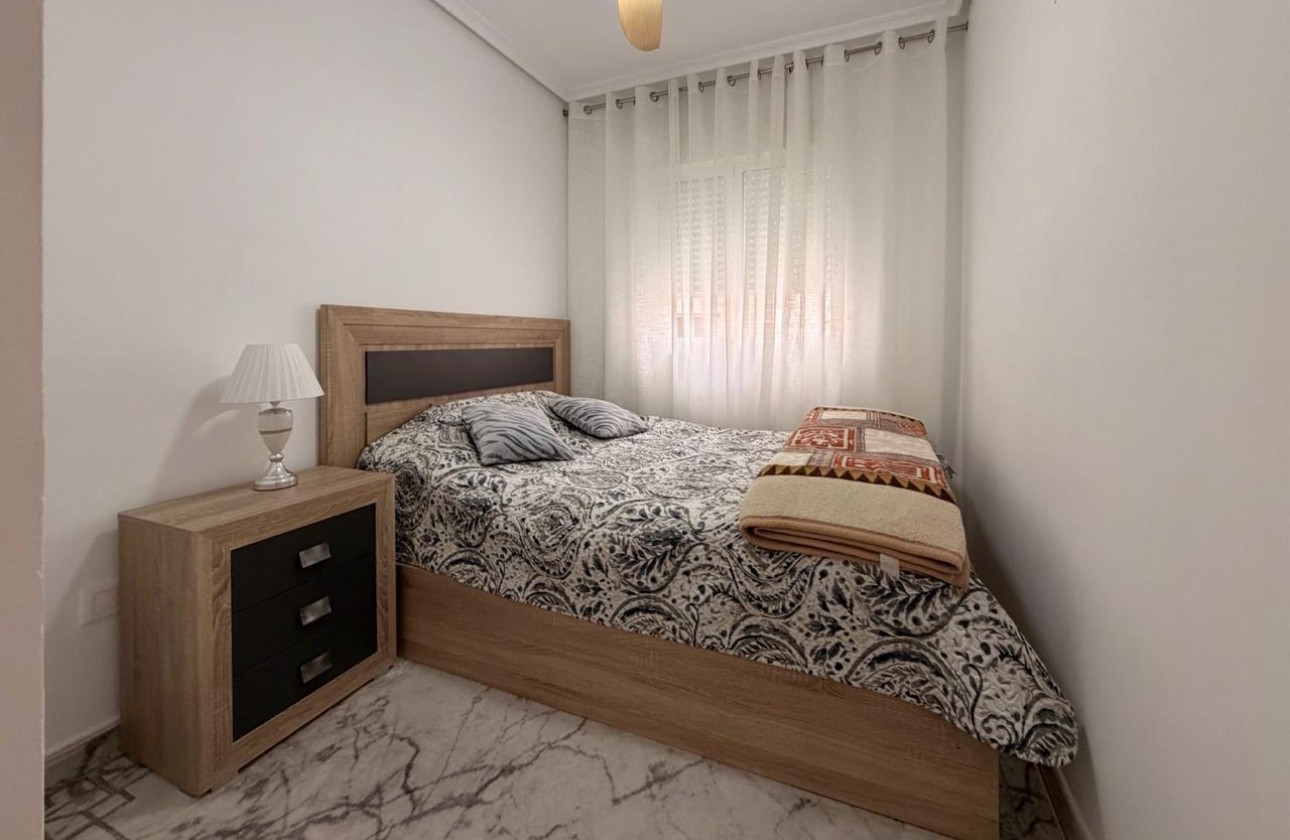Reventa - Apartamento / piso - Torrevieja - Centro