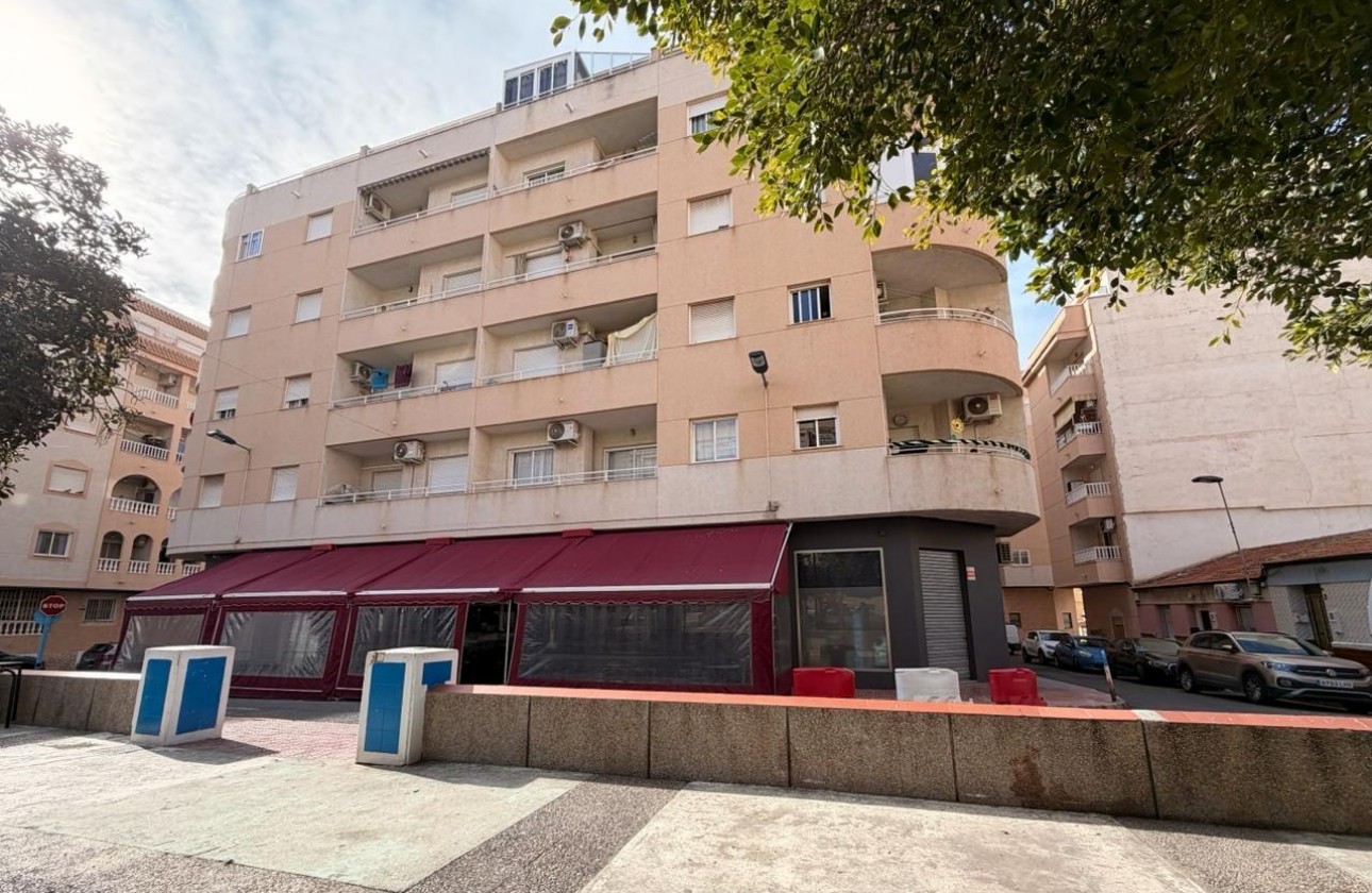 Reventa - Apartamento / piso - Torrevieja - Centro