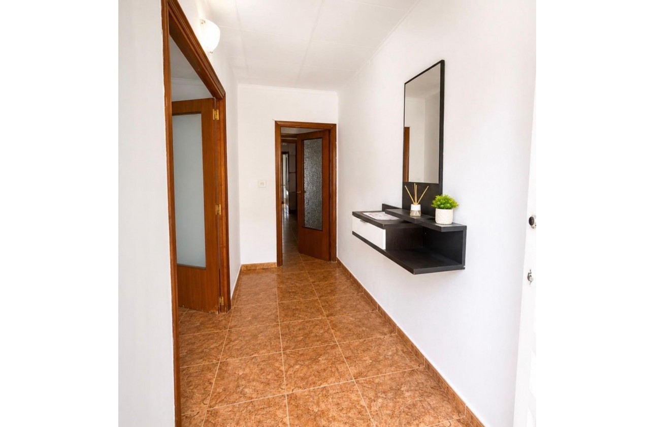 Resale - Villa - Pinoso - Inland