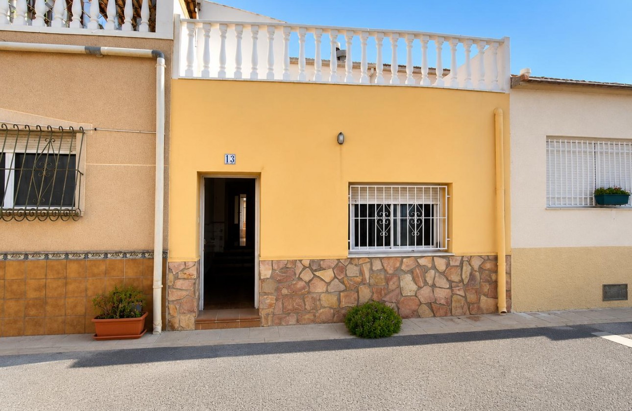 Resale - Villa - Pinoso - Inland