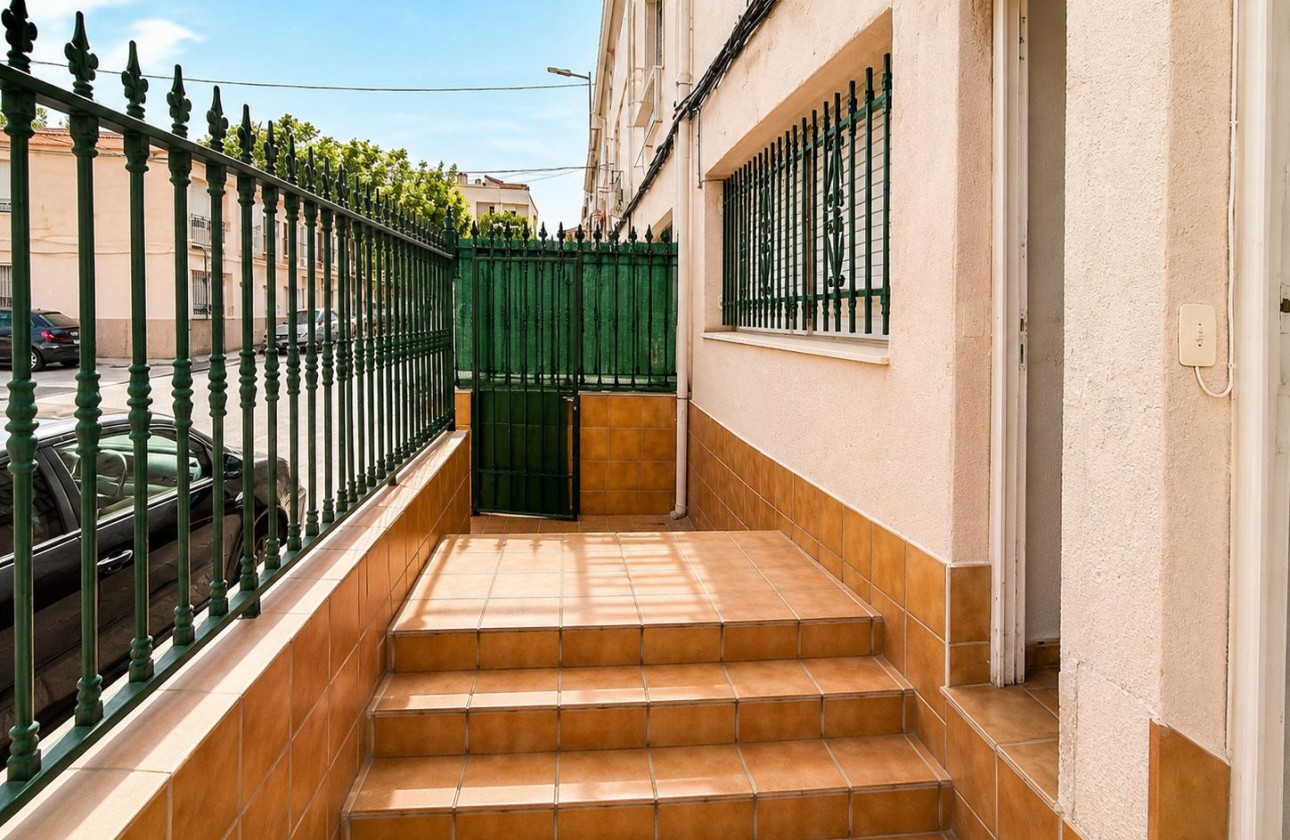 Resale - Villa - Pinoso - Inland