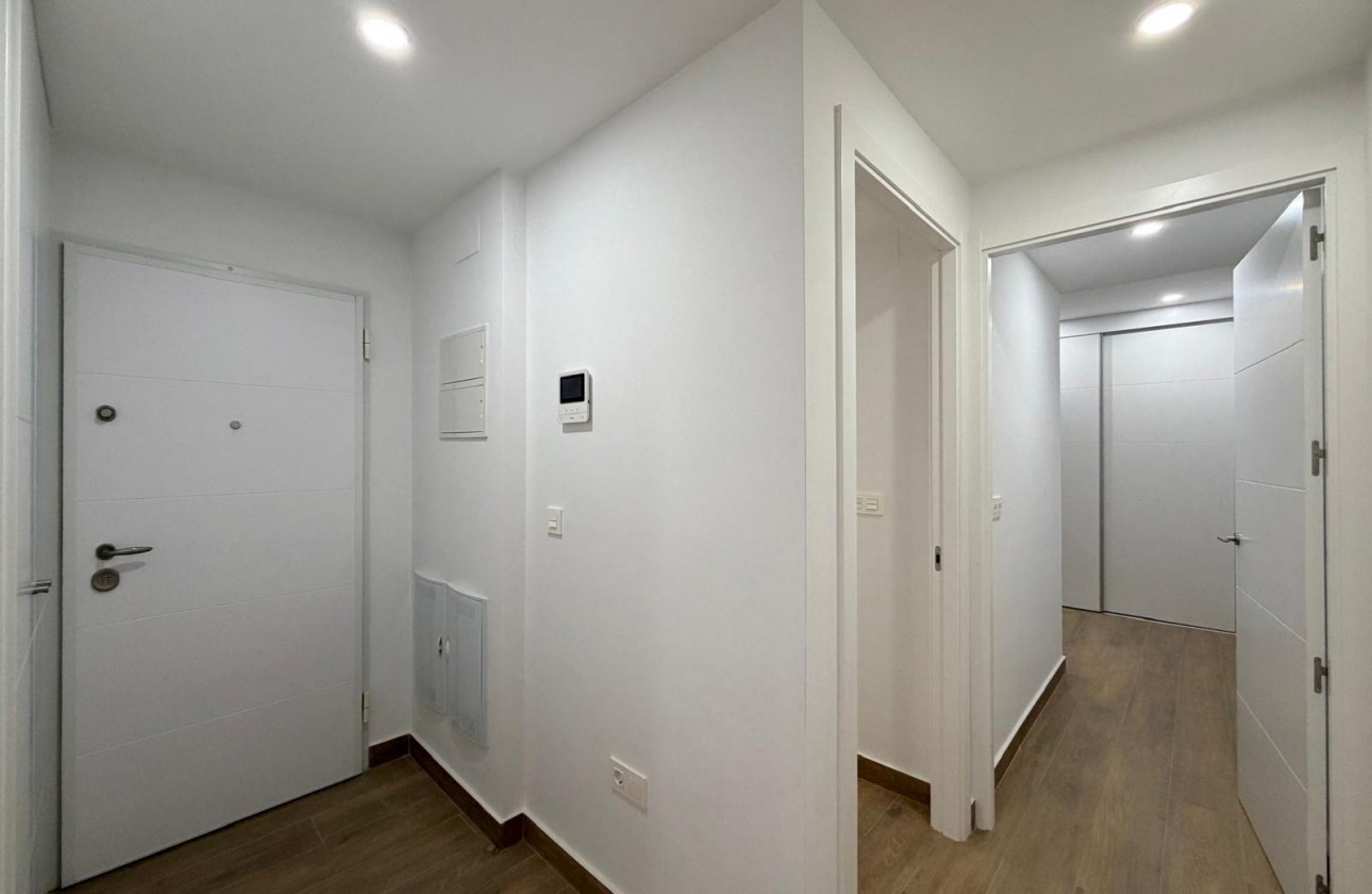 Reventa - Apartamento / piso - Torrevieja - Estacion de autobuses