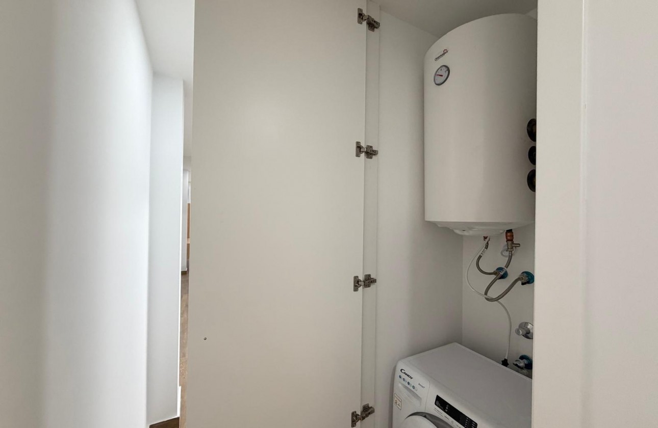 Reventa - Apartamento / piso - Torrevieja - Estacion de autobuses