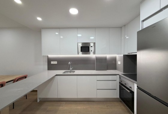 Reventa - Apartamento / piso - Torrevieja - Estacion de autobuses