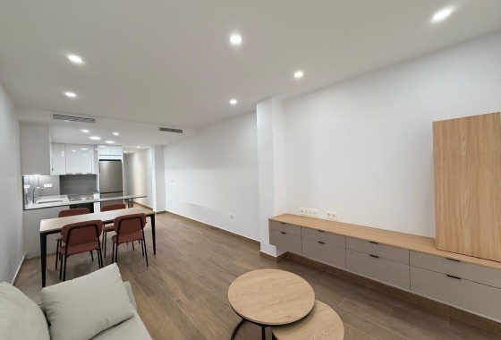 Reventa - Apartamento / piso - Torrevieja - Estacion de autobuses