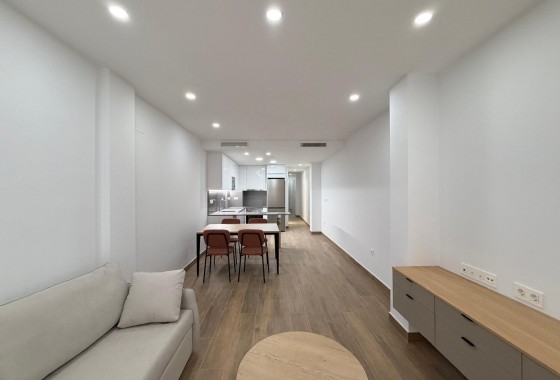 Reventa - Apartamento / piso - Torrevieja - Estacion de autobuses