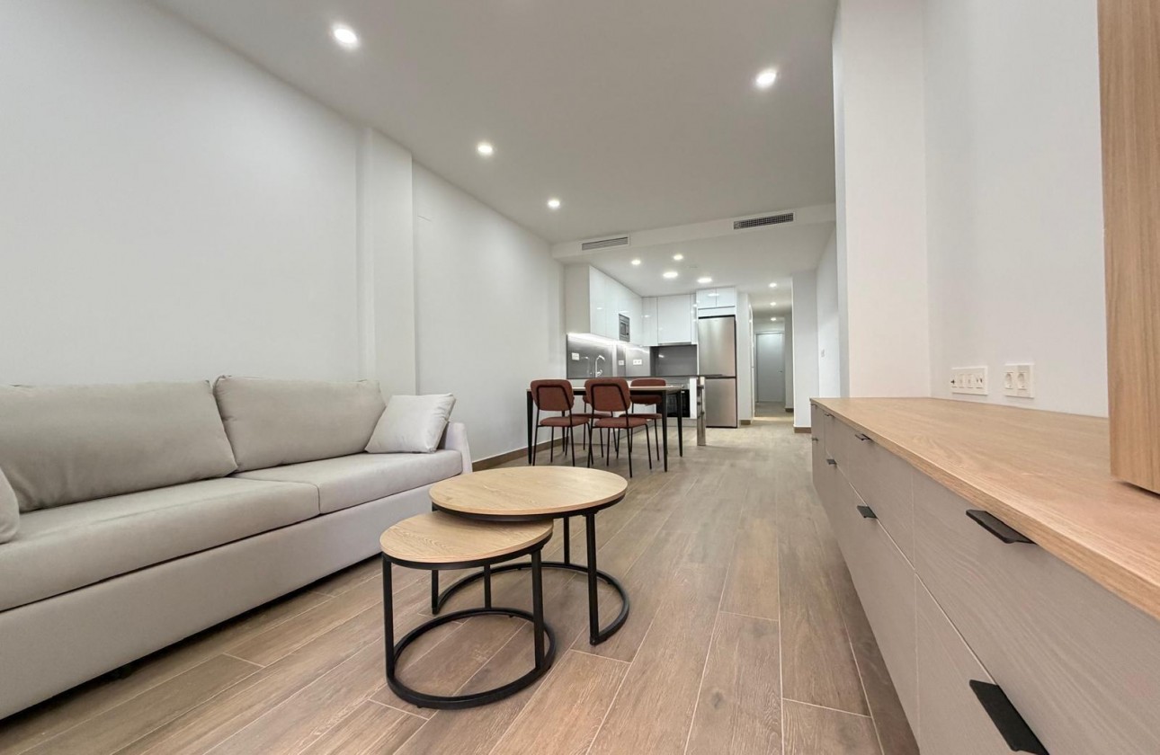 Reventa - Apartamento / piso - Torrevieja - Estacion de autobuses