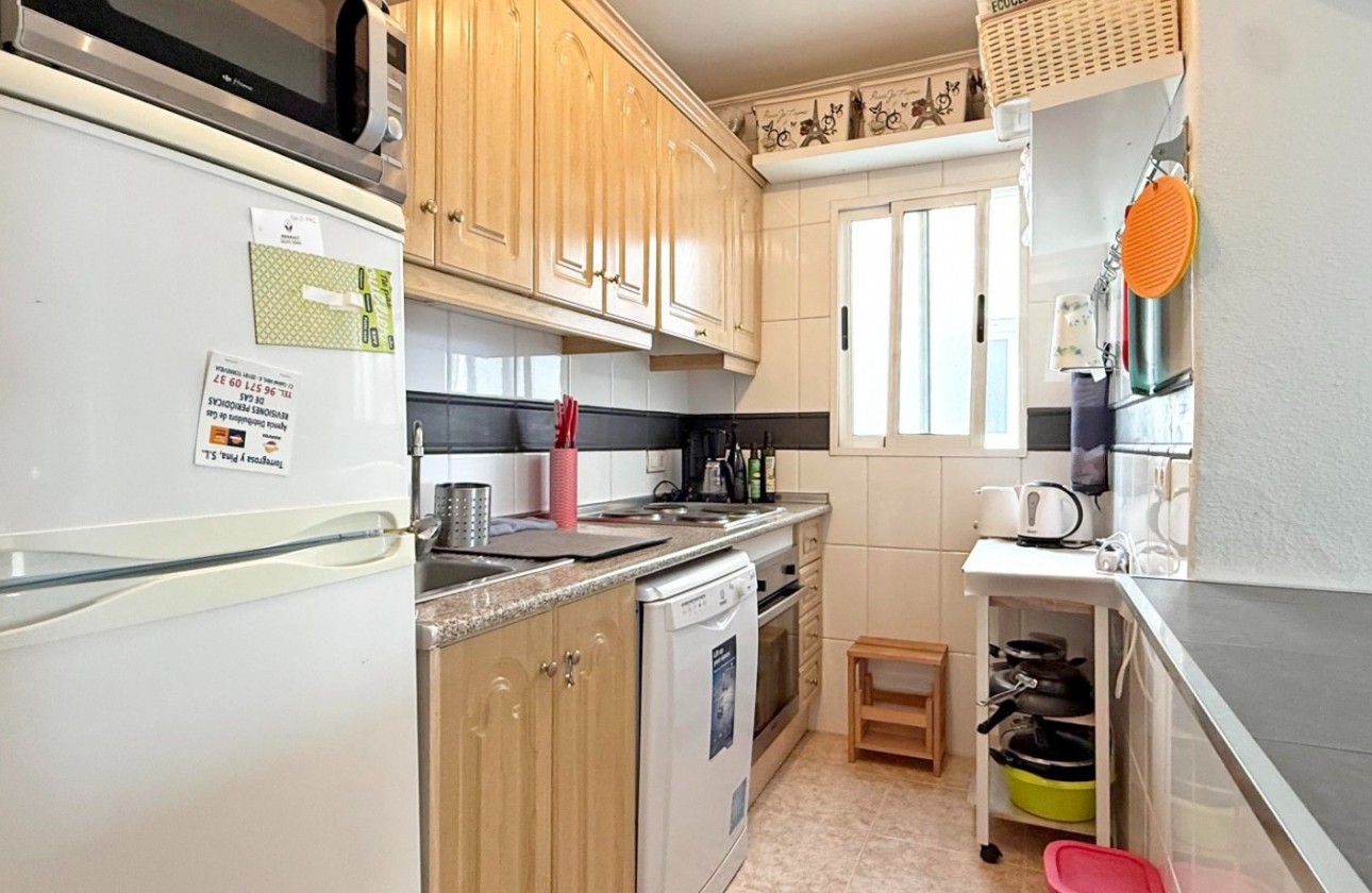 Resale - Apartment / flat - Torrevieja - Costa Blanca