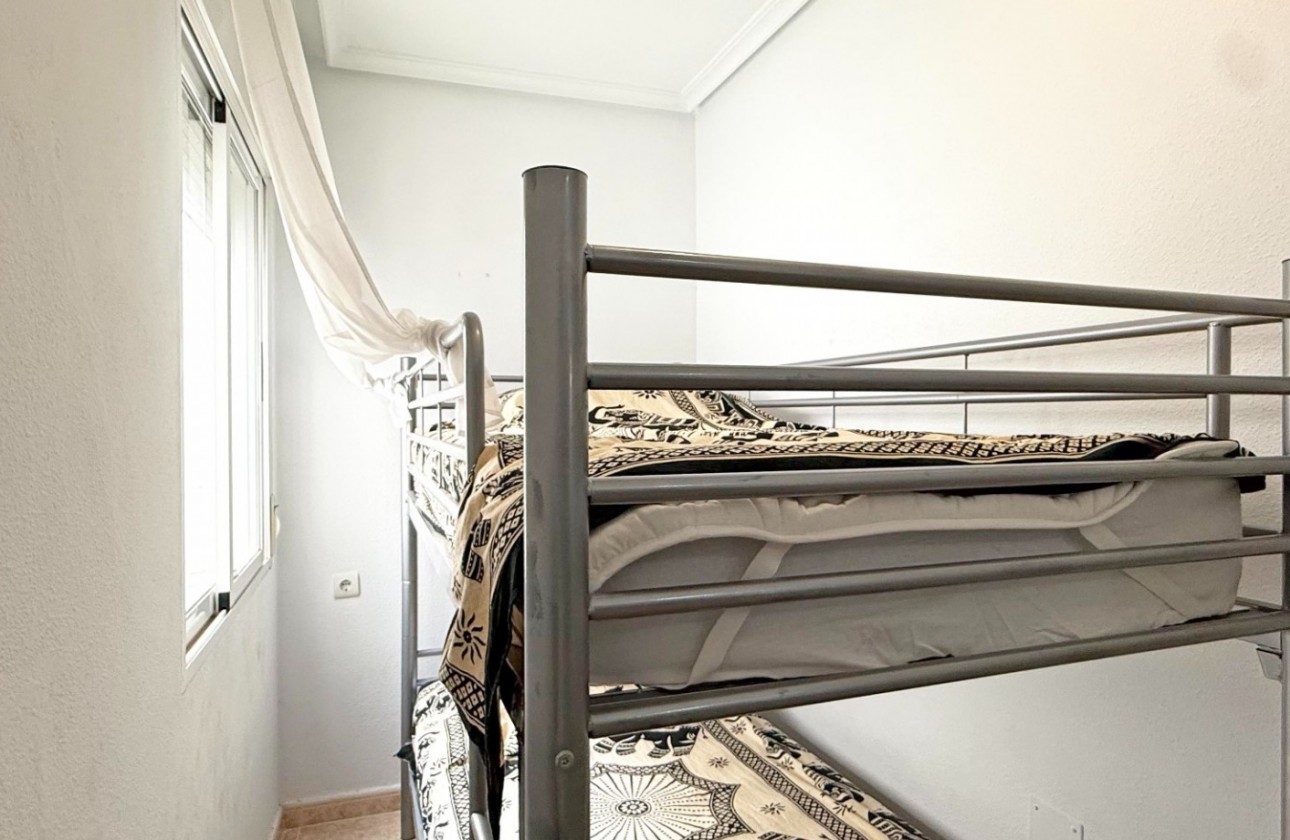 Resale - Apartment / flat - Torrevieja - Costa Blanca