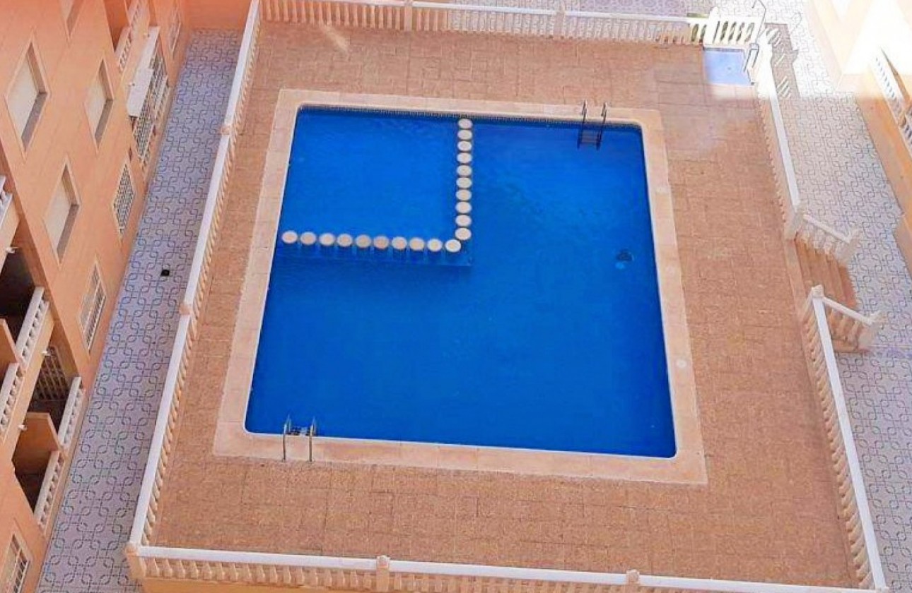 Resale - Apartment / flat - Torrevieja - Costa Blanca