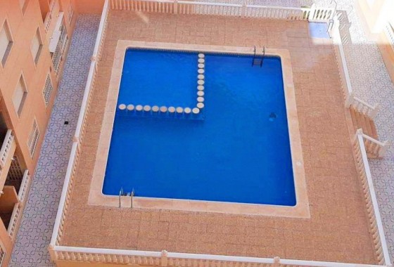Resale - Apartment / flat - Torrevieja - Costa Blanca