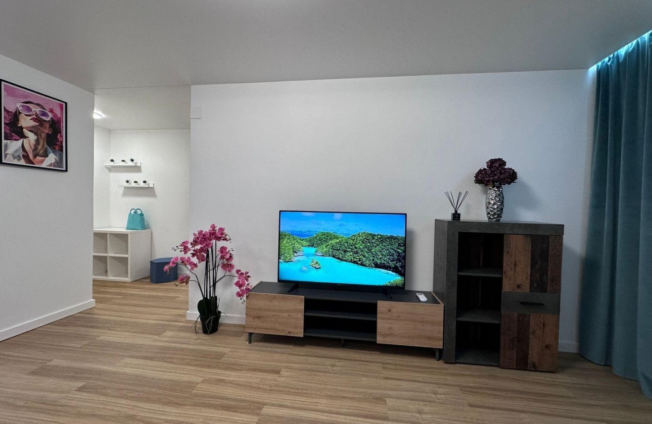 Reventa - Apartamento / piso - Torrevieja - Estacion de autobuses