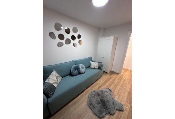 Reventa - Apartamento / piso - Torrevieja - Estacion de autobuses