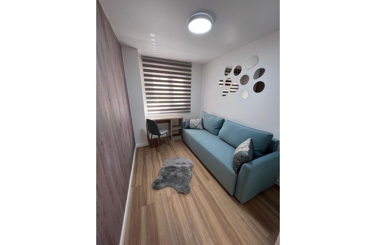 Reventa - Apartamento / piso - Torrevieja - Estacion de autobuses
